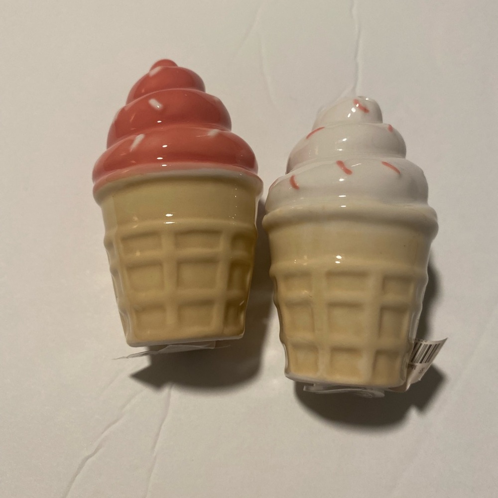 Ice Cream Cone Salt and Pepper Shakers